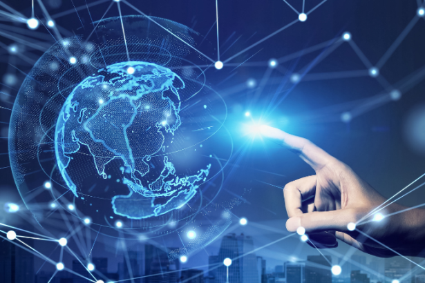 Antonio Fernando Ribeiro mostra como equilibrar tecnologia e humanidade para liderar na era digital.