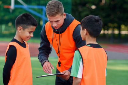 Torneios interséries: Guia de organização e arbitragem com a experiência e visão estratégica de Sérgio Bento De Araújo.